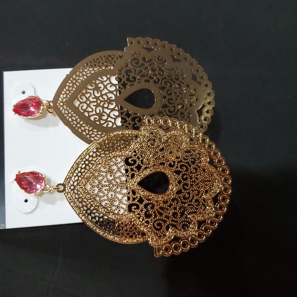 Nine West gold plated pink gemstone filigree style stamped Chandelier earrings